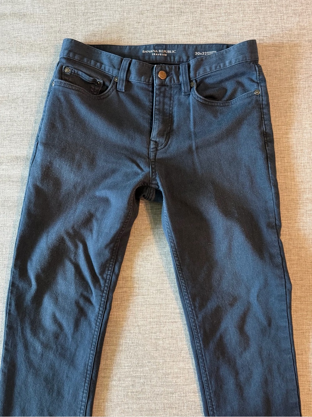 Banana Republic Slim Men’s Pants in Dark Blue